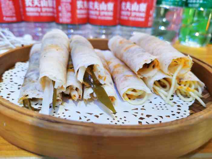 射洪春卷(天府广场店)-"我一直以为春卷就是饺子来着,没吃过春卷的.