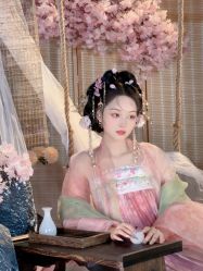 -汉仪华裳汉服馆(打浦桥店)