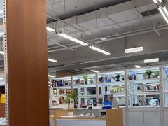 -无奔眼镜·蔡司·依视路授权店(马家堡店)