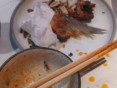 -鸣记脆皮烤鱼·海鲜烤鱼(三八广场店)