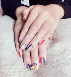 -睫乐园•睫公馆•美睫美甲沙龙