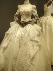 -MISS LUCKY国际婚纱礼服定制(昌平店)