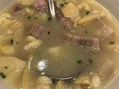 腌笃鲜-老正兴菜馆(福州路店)