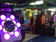 -爱玩嘉年华(龙湖杭州金沙天街店)