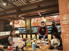 -明洞阿姨·韩式酱蟹烤肉·创意料理(三元桥店)