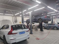 -杭州中沃沃尔沃4S店(滨江区店)