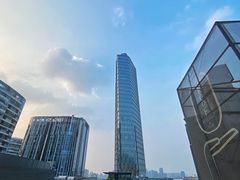 -The ROOF (通盈中心店)