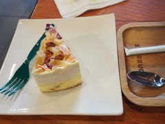 -星巴克臻选(青岛麦凯乐分店)