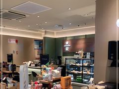 -星巴克臻选(上海中环广场2F店)