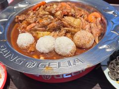 -胖哥俩肉蟹煲(世茂国际广场店)