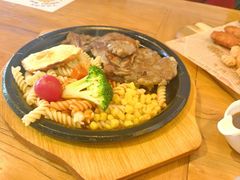 -冲浪熊西餐厅(南戴河店)