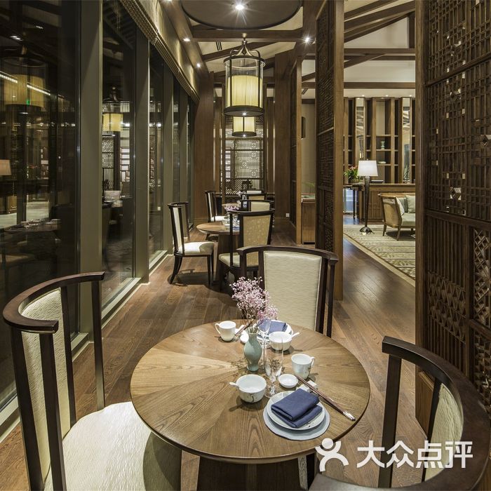 西湖国宾馆紫薇厅