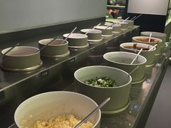 自助调料区-夫妻肺片·中华老字号·正宗川菜(春熙路店)