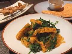 凉拌菠菜粉丝-丝路金桃·新疆菜(徐汇店)