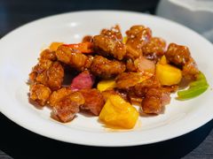 菠萝咕噜肉-鹊玥·粤菜小馆(汇智国际商业中心店)
