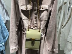 -URBAN REVIVO(西安Momopark店)