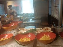 -怡咖啡海鲜自助餐厅(浦东香格里拉店)