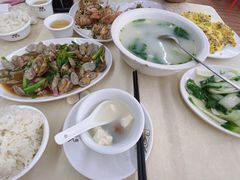 -红月湾海鲜饭店•沙滩海景(双月湾店)