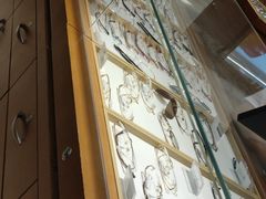 -茂昌眼镜(南京东路店)
