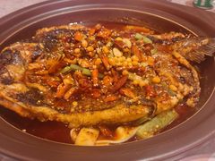 -鸣记脆皮烤鱼·海鲜烤鱼(三八广场店)