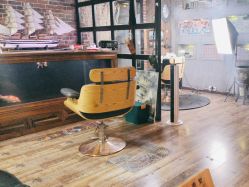 -青木造型HAIR·あおき髪を刈る潮人店