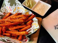 -Famous肥猫墨西哥音乐餐吧(五棵松华熙LIVE店)