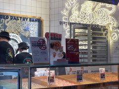 面包甜点陈列柜-虎头局·渣打饼行(五一新干线店)
