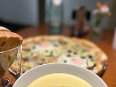 -JINNS锦时 steak&pizza(浸信会礼拜堂旧址店)