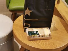 -星巴克臻选(北京银泰店)
