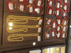 -华夏典当行(龙德广场店)