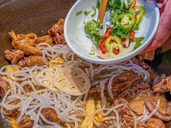 -锅当当铁锅炖烀饼王(长泰广场店)