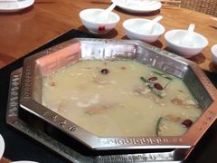 -佬土鹅肠火锅(扬中步行街店)