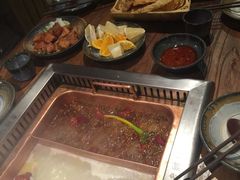 -老牌坊云南鱼豆花火锅(嵩山店)