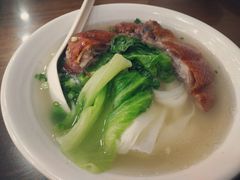 烧鹅汤河粉-沙河粉村·国家非遗传承(云台店)