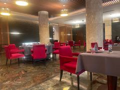 -粤尚腾香居中餐厅(首都机场希尔顿店)