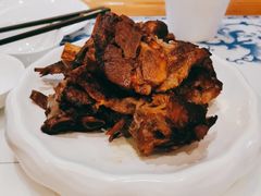 东北手拆骨肉-东方饺子王(新奥购物中心店)