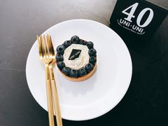 -UNI UNI(环亚凯瑟琳店)