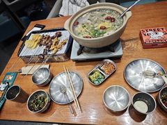 -路边羊烧烤酒场(宝带路店)