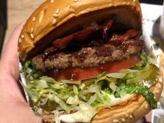 -The Habit Burger Grill 哈比特汉堡(复兴soho店)