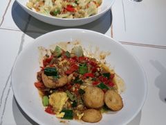 -阿瓦山寨·湘菜现炒·剁椒鱼头王(咸阳总店)