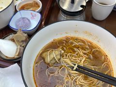 -百年老字号·观振兴蟹黄面·三虾面·苏式面(观前街富仁坊巷店)