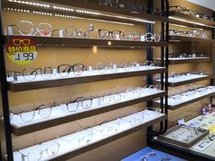 -罗伯特眼镜·蔡司官方授权(罗湖国贸店)