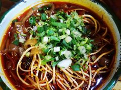 -拈签一笑黄牛肉辣卤串串