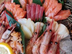 -枝魯枝魯自助料理