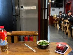 -万记麻辣烫国展总店