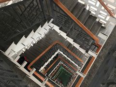 -鹅岭公园瞰胜楼