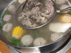 -领鲜潮牛鲜牛羊肉火锅(宏昌店)