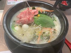 -灵芝妹子海鲜米线(香炉礁山姆店)