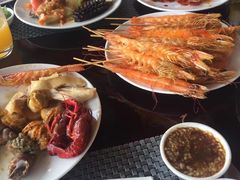 -荣誉国际酒店-云顶旋转餐厅