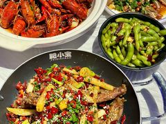 -肥小宝·金牌油焖大虾(襄阳龙虾地标店)